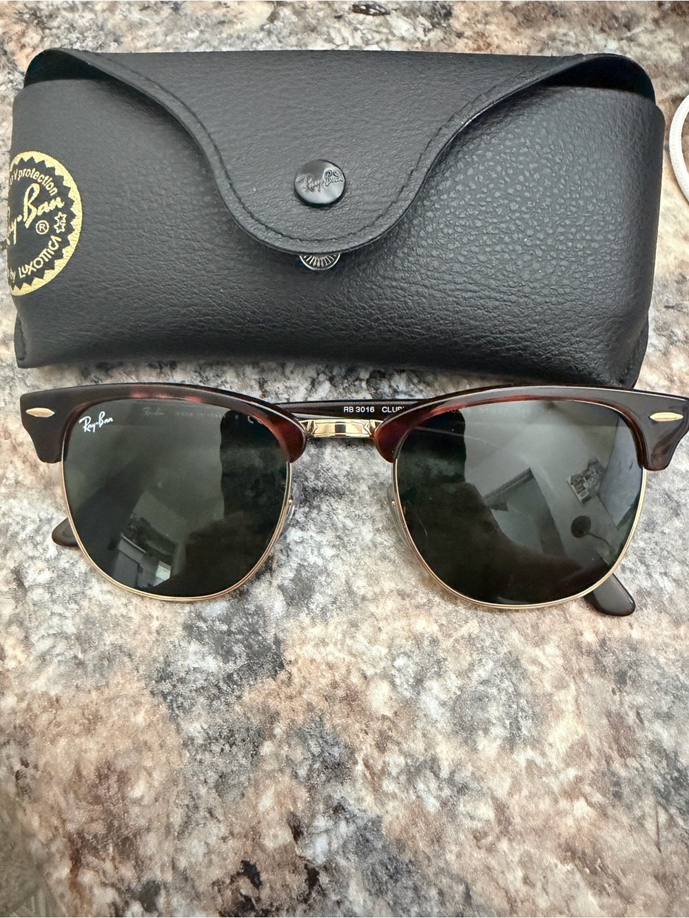 Ray-Ban Men’s Sunglasses with Black Case - Brown Tortoiseshell Frame